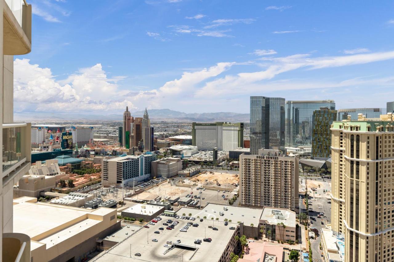 Lucky Gem Penthouse & Luxury Suites At Signature Resort, Balcony Strip View 1607 Las Vegas Exterior photo